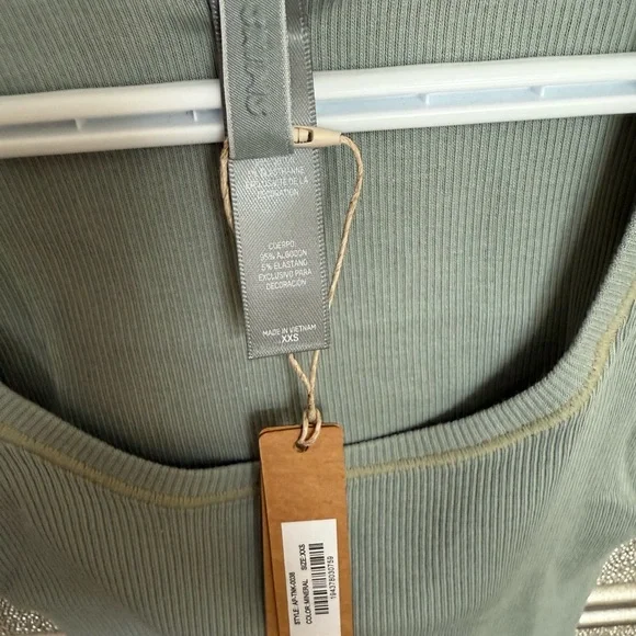 Skims Cotton Rib Tank - Picture 5 of 7